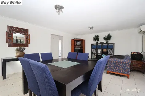 Property photo of 4 Lyrebird Close Doolandella QLD 4077