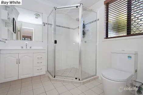 Property photo of 4 Lyrebird Close Doolandella QLD 4077