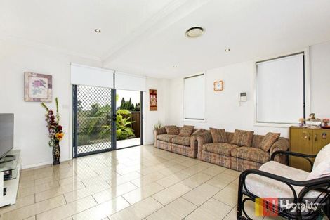 Property photo of 77 Gilba Road Girraween NSW 2145