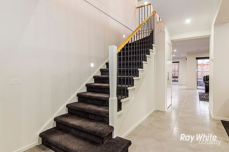 Property photo of 8 Amara Grove Lyndhurst VIC 3975