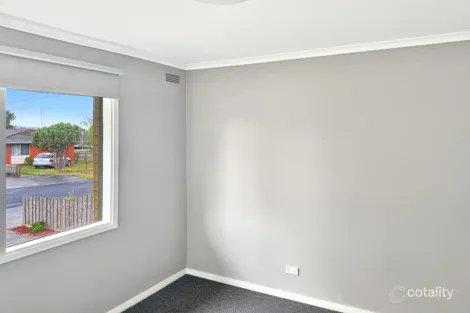 Property photo of 69 Maple Crescent Churchill VIC 3842