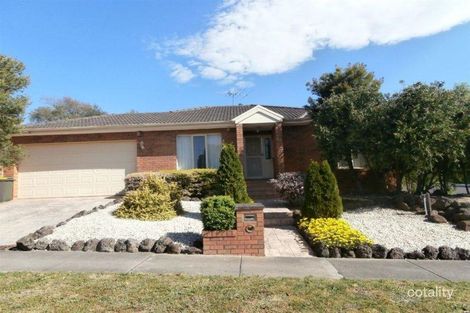 Property photo of 1/6 Lynden Grove Mount Waverley VIC 3149