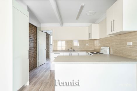 Property photo of 3/112 Hoffmans Road Essendon VIC 3040