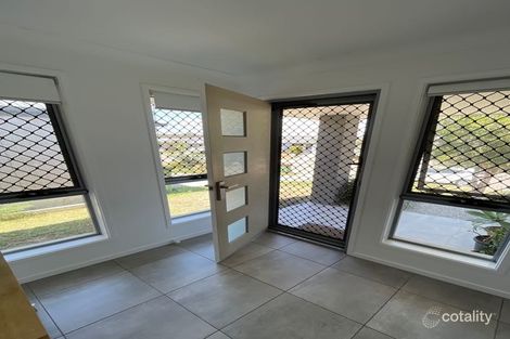 Property photo of 28 Isla Street Park Ridge QLD 4125