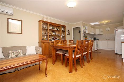 Property photo of 32 Ern Florence Crescent Theodore ACT 2905