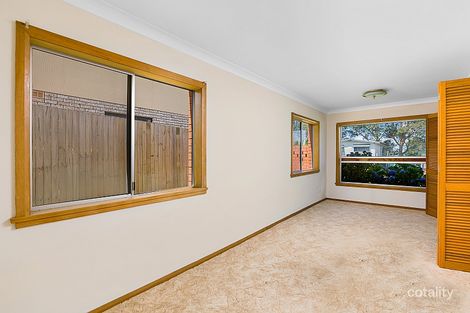 Property photo of 2 Grevillea Crescent Berkeley Vale NSW 2261