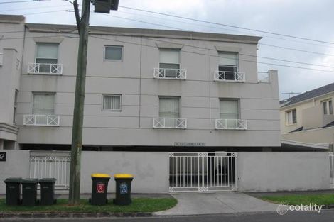 Property photo of 4/37 Ormond Esplanade Elwood VIC 3184