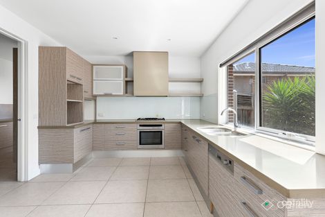 Property photo of 2/4 Buchanan Road Berwick VIC 3806