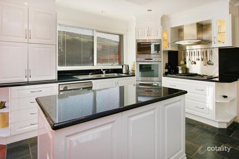 Property photo of 2 Latrobe Court Croydon Hills VIC 3136