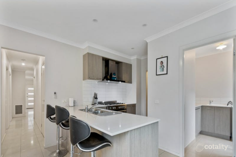 Property photo of 21 Elsey Way Clyde North VIC 3978