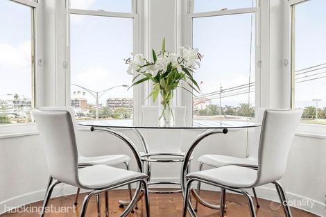 Property photo of 9/29 Marine Parade St Kilda VIC 3182