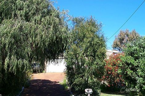 Property photo of 20 Gordon Avenue Quinns Rocks WA 6030
