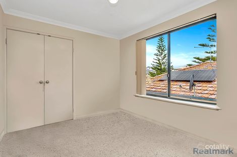 Property photo of 4 Westview Parade Wannanup WA 6210