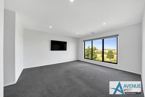 Property photo of 77 Cascade Drive Aintree VIC 3336