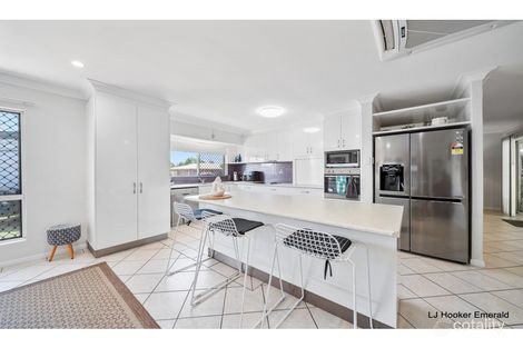 Property photo of 3 Kurrajong Close Emerald QLD 4720