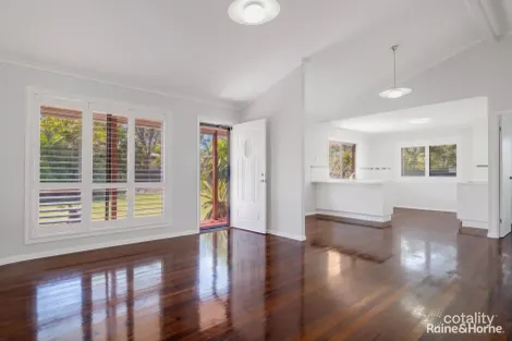 Property photo of 27 Verden Drive Urangan QLD 4655