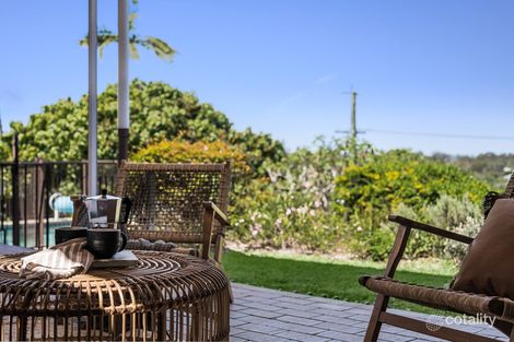 Property photo of 1 Ramor Street Kenmore QLD 4069