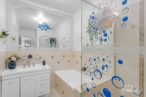 Property photo of 215A Power Road Endeavour Hills VIC 3802