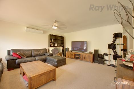 Property photo of 7 Diosma Close Yamanto QLD 4305