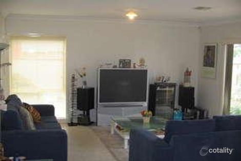 Property photo of 33 Davis Way Springvale VIC 3171