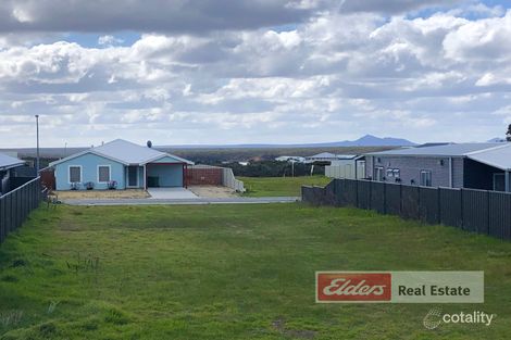 32 Mcglade Cl, Bremer Bay, WA 6338