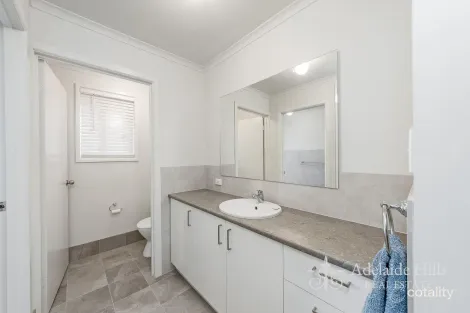 Property photo of 6 Carr Street Mount Barker SA 5251