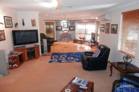 Property photo of 15 Warburton Crescent Dampier WA 6713