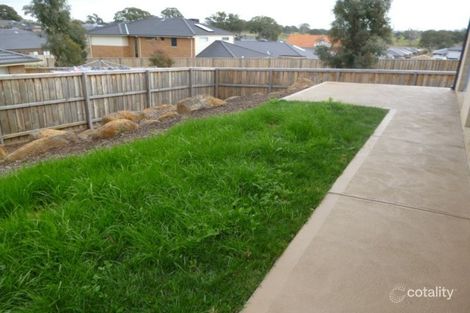Property photo of 33 Dargo Crescent Doreen VIC 3754