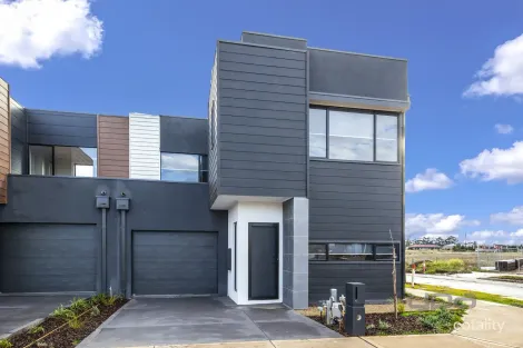 2 Homage Ave, Fraser Rise, VIC 3336
