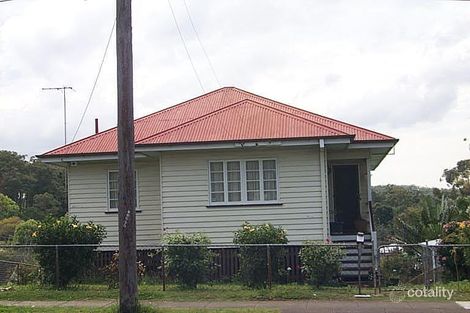 682 Cavendish Rd, Holland Park, QLD 4121