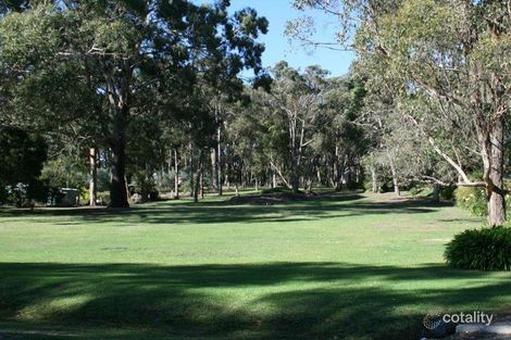 4a Royston Rd, Woodend, VIC 3442