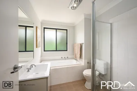 Property photo of 19 Whitfield Parade Hammondville NSW 2170