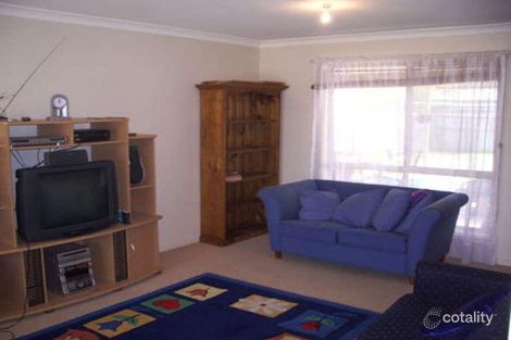 Property photo of 7 Deakin Close Fitzgibbon QLD 4018