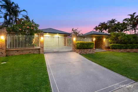 Property photo of 10 Camberwell Circuit Robina QLD 4226