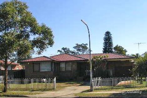 25 Melbourne Rd, St Johns Park, NSW 2176