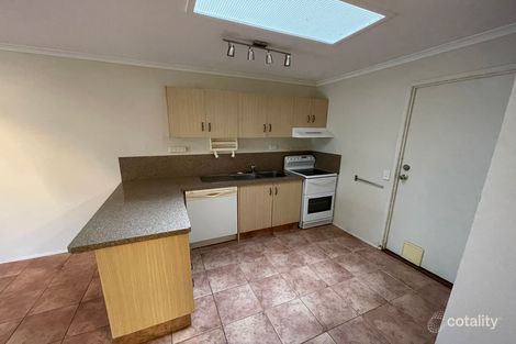 Property photo of 2/204 Olsen Avenue Arundel QLD 4214