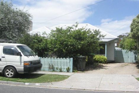 12 Leonard St, Frankston, VIC 3199