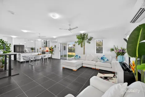Property photo of 6 Woodcote Bend Shaw QLD 4818