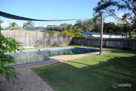 Property photo of 76 Broadacres Drive Tannum Sands QLD 4680