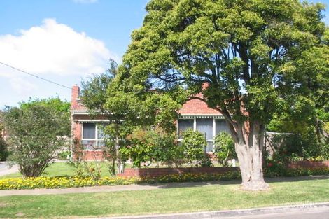 9 Merchiston Gr, Strathmore, VIC 3041