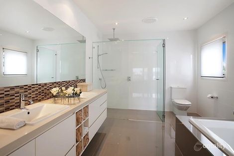 Property photo of 10 Topsails Place Noosaville QLD 4566