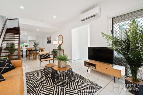Property photo of 1/31 Lucinda Street Taringa QLD 4068