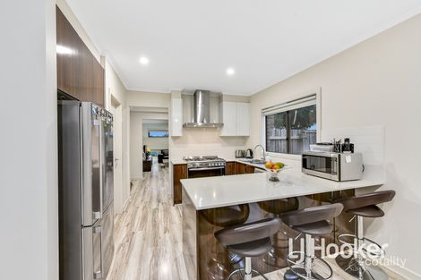 Property photo of 10 Ferrari Drive Cranbourne East VIC 3977
