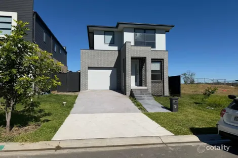 14 Fuzzweed Rd, Leppington, NSW 2179