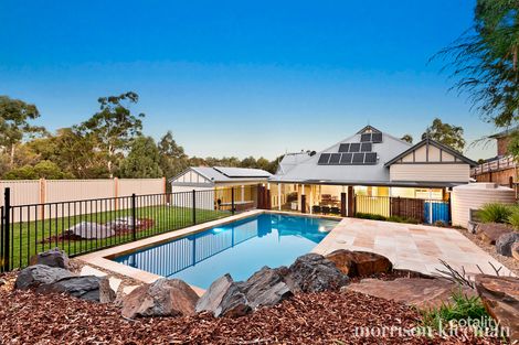 Property photo of 19 Goulburn Grove Yallambie VIC 3085