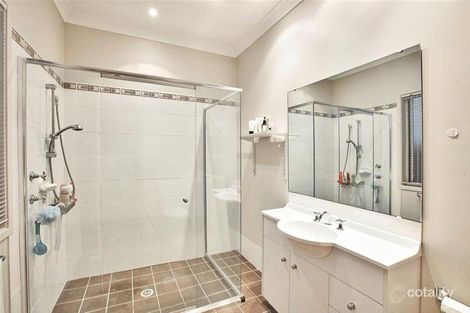 Property photo of 8 Whyte Place Elderslie NSW 2570