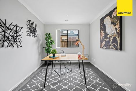 Property photo of 1 Watercress Place Brookfield VIC 3338