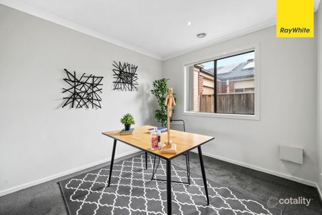 Property photo of 1 Watercress Place Brookfield VIC 3338