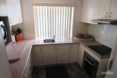 17 Centenary Dr, Boyne Island, QLD 4680