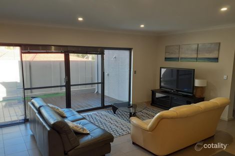 Property photo of 1 Arnold Crescent Kardinya WA 6163